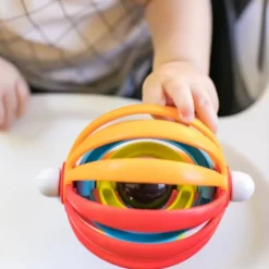 Baby Einstein Schleuderkugel mit Saugnapf