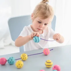 Babyperlen zum Fädeln