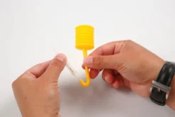 Eierauspuster aus Plastik
