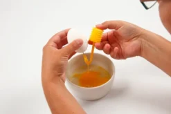 Eierauspuster aus Plastik