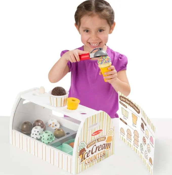 Eiscafé aus Holz