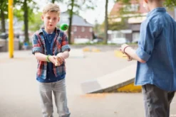 Geschicklichkeitsspiel Kendama