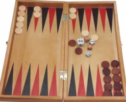 3-in-1 Brettspiele im Holzkoffer