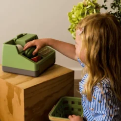 Kassenapparat mit solarbetriebenen Taschenrechner