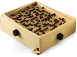 Labyrinthspiel mit Wippplatte