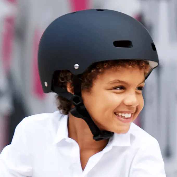Micro Fahrradhelm – Schwarz, 54–58 cm