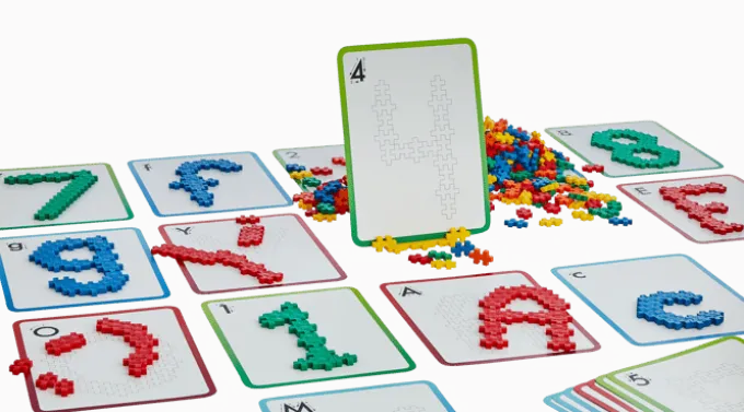 Plus-Plus - Buchstaben und Zahlen bauen, 600 Stk.