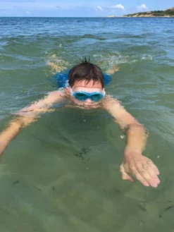 Schwimmbrille 4-10 Jahre