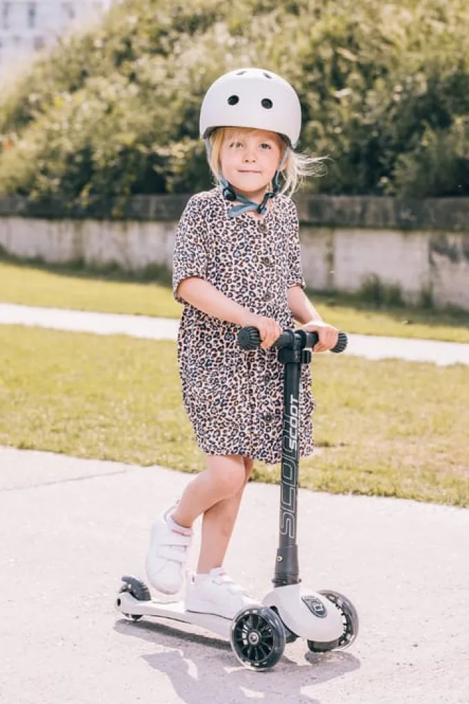 Scooter - Highwaykick 3 mit LED, Ash