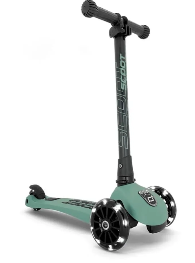 Scooter - Highwaykick 3 mit LED, Forest
