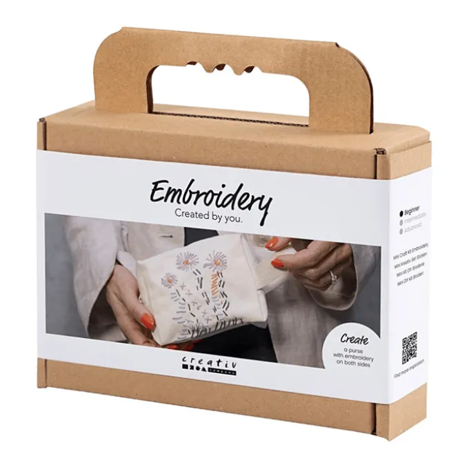 Sticke deine eigene Make-up-Tasche