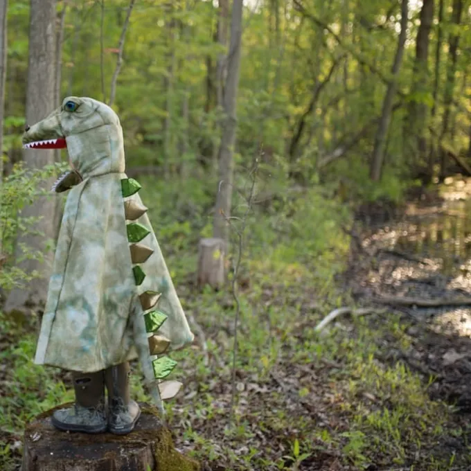 T-Rex - Umhang mit Klauen, grün - Gr. 4-6 J.