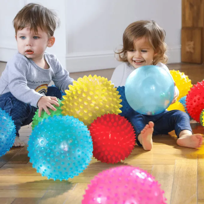 Weicher Regenbogenball mit Luft – inkl. Kugeln