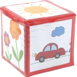 Würfel mit Plastiktaschen